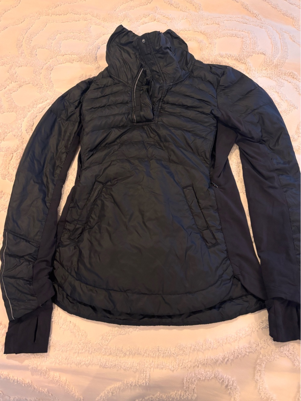 lululemon athletica Black Quilted Pullover Puffer Jacket